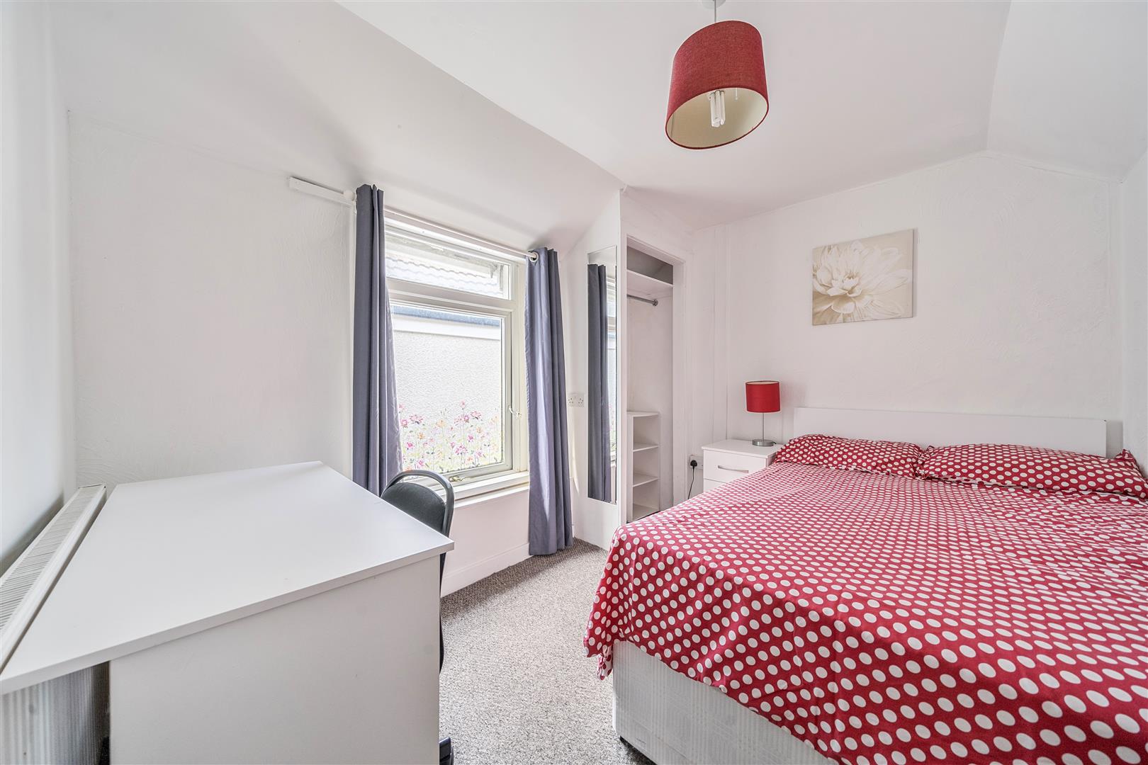 Glamorgan Street, Sandfields, Swansea, SA1 3SY